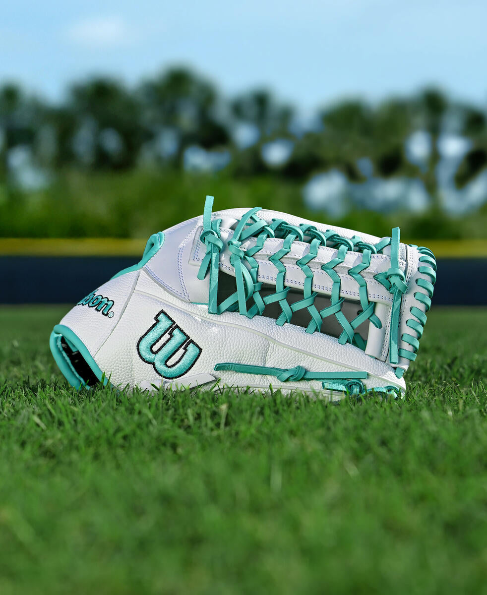 25 1609 2025 Youth Glove Campaign WBW103970 PDP 1