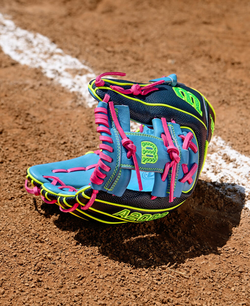 25 1801 2025 Winter A2K A2000 Pro Stock Glove WBW103450 PDP 1