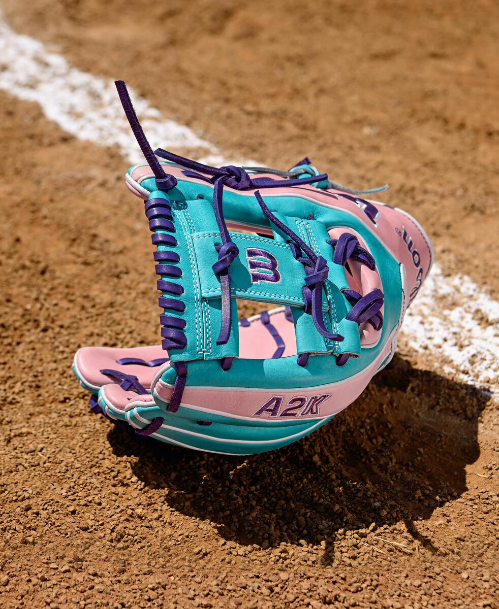 25 1801 2025 Winter A2K A2000 Pro Stock Glove WBW103951 PDP 1