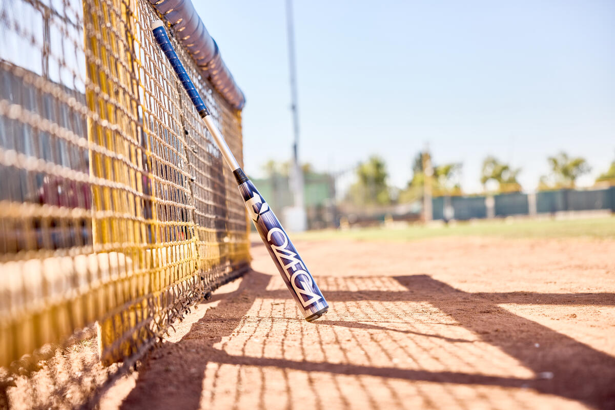 DeMarini_Baseball_Bat_Omega_13