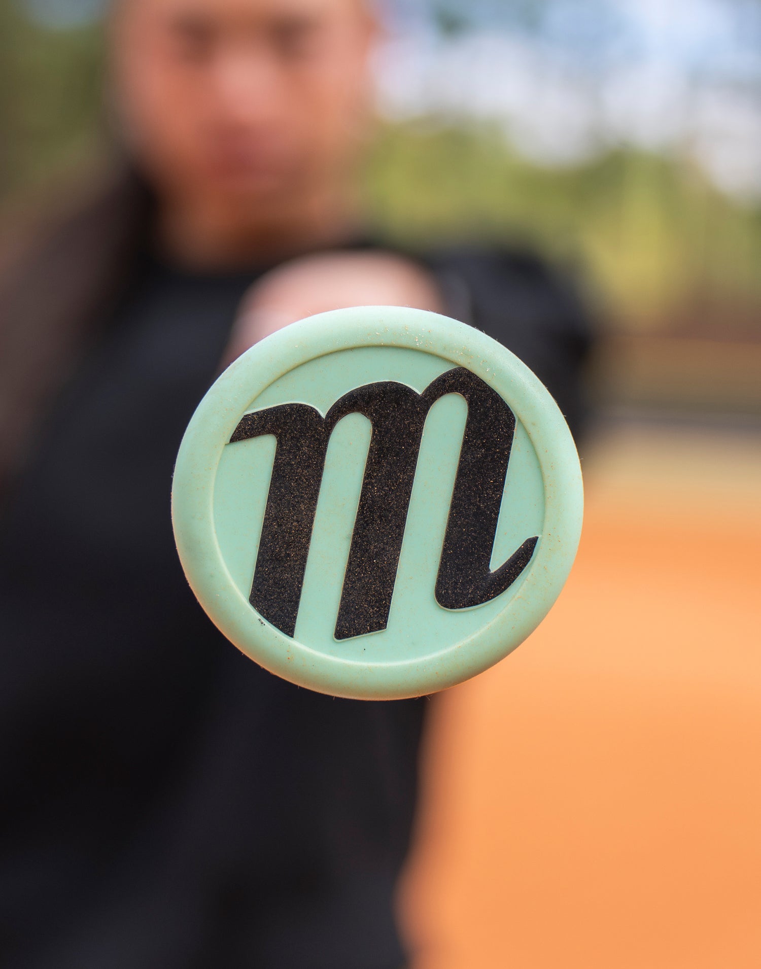 marucci-asura-lux-fastpitch-softball-bat-mfpasl11-black-mint-one-piece-composite-end-cap