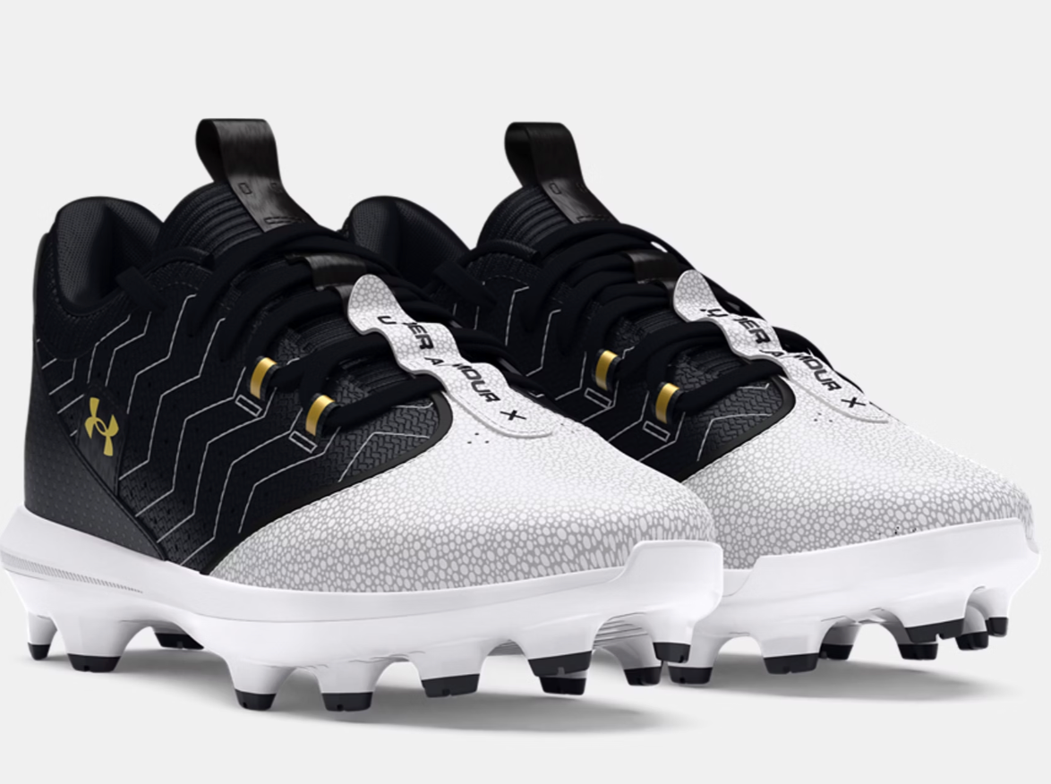 academy baseball shoes