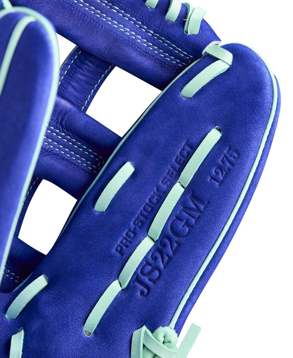 WBW103954 6 2025 WINTER A2K JUAN SOTO GM LHT 1275 BlueberryC Seafoam