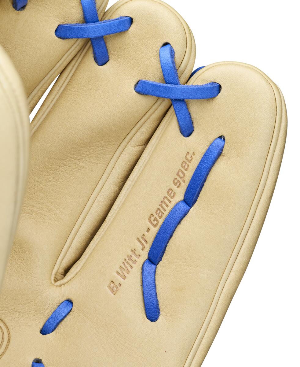 WBW104068 7 2025 Winter A2000 Bobby Whitt JR GM Blonde Royal White