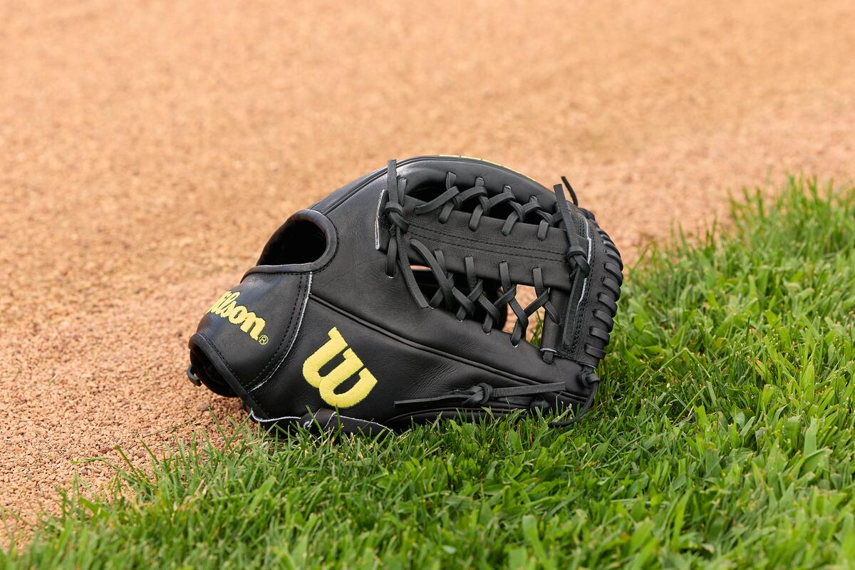 WBW104106 2026BB Wilson Grayslake Location Shoot DM164