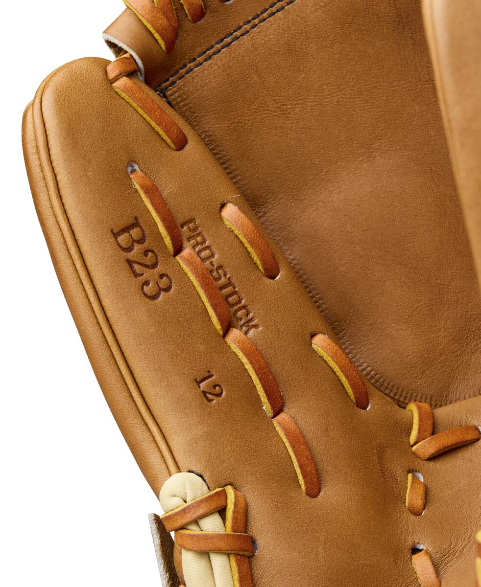 WBW104117 6 2026 A2000 CLASSIC B23 SADDLETAN BLONDE YELLOW