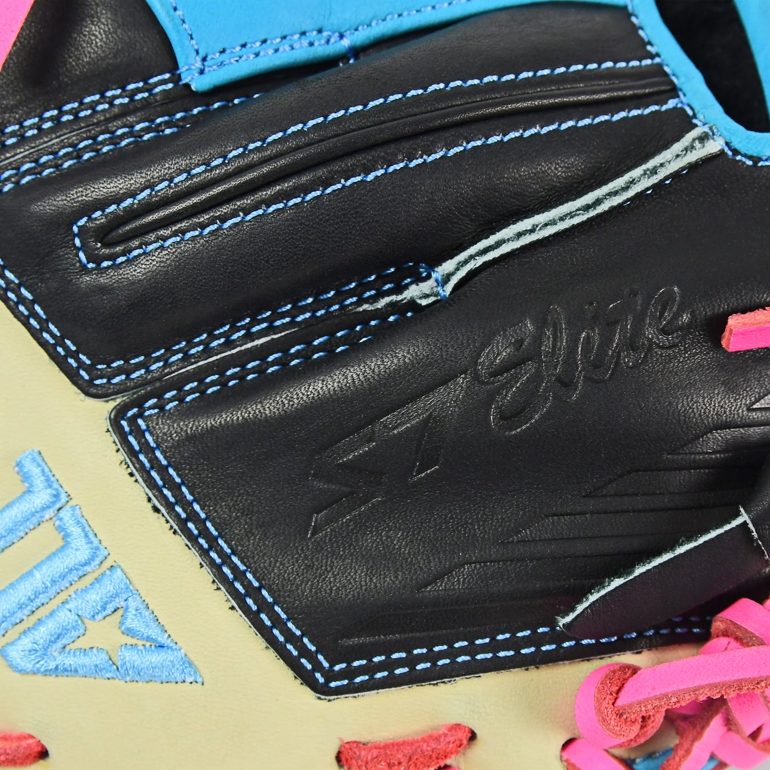 cm5000-ptf-a4-all-star-s7-elite-baseball-catchers-mitt-miami-nights-detail