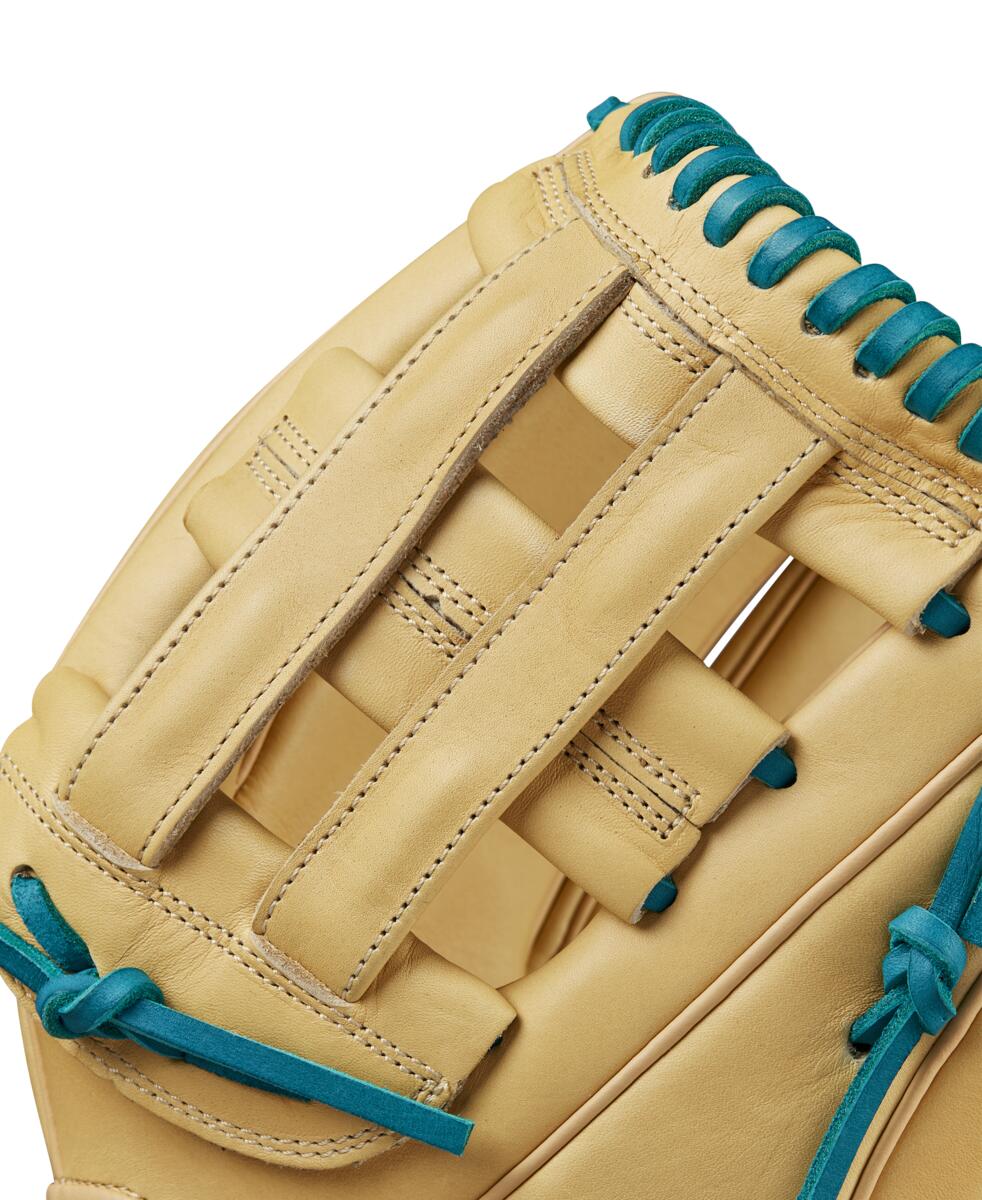 Wilson A1000 12" DW5 Infielder's Baseball Glove WBW10258112 - SPC