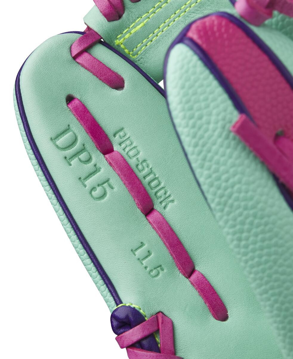 Wilson A2000 11 1/2" DP15SS Infield Baseball Glove WBW103461115 - SPC SportsWBW103461115Wilson