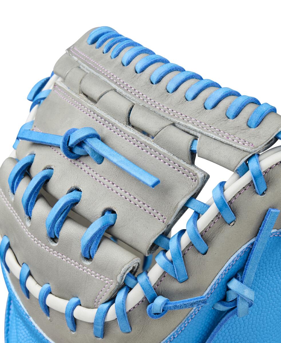 Wilson A2000 34" FPCM23 Fastpitch Catcher's Mitt WBW10349134 - SPC SportsWBW10349134Wilson